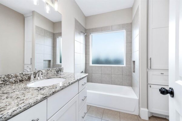 805 Columbia Street  Houston 77007 Harris - Image 17