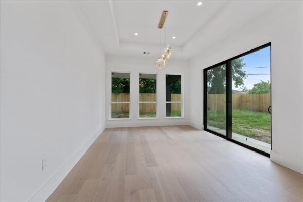 8102 Montridge Drive  Houston 77055 Harris - Image 7