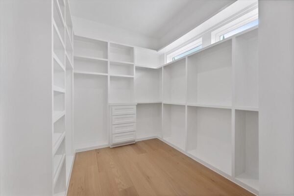 8102 Montridge Drive  Houston 77055 Harris - Image 11