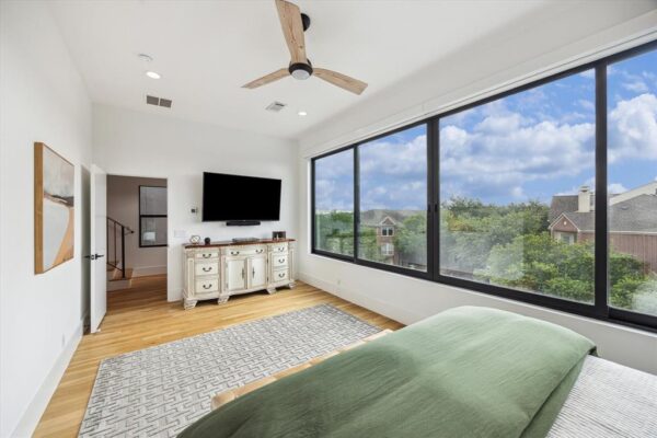 813 Memorial Heights Drive  Houston 77007 Harris - Image 13