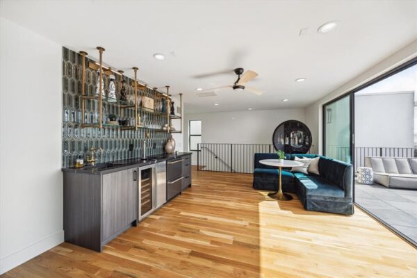 813 Memorial Heights Drive  Houston 77007 Harris - Image 20
