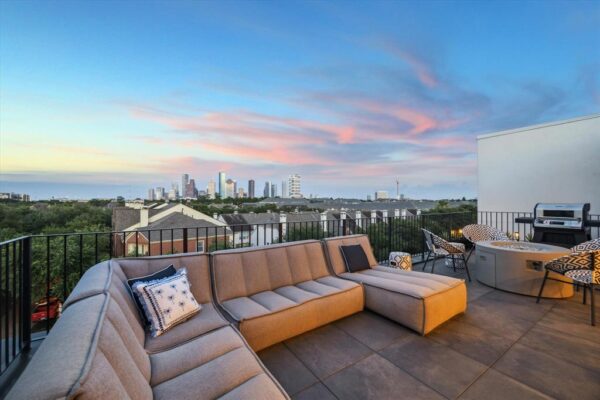 813 Memorial Heights Drive  Houston 77007 Harris - Image 22
