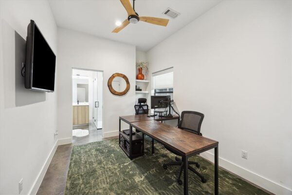 813 Memorial Heights Drive  Houston 77007 Harris - Image 27