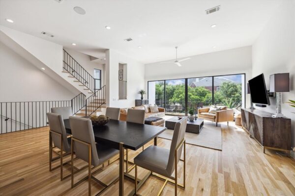 813 Memorial Heights Drive  Houston 77007 Harris - Image 5