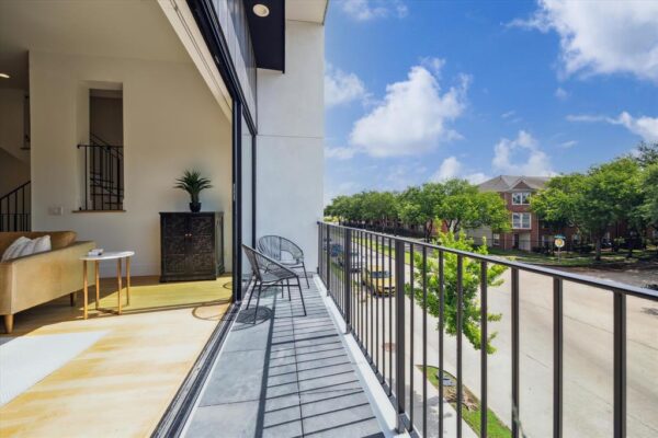 813 Memorial Heights Drive  Houston 77007 Harris - Image 6