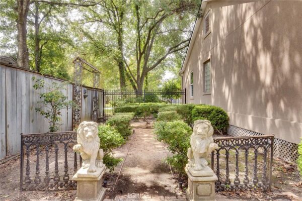 814 W 41st Street  Houston 77018 Harris - Image 21