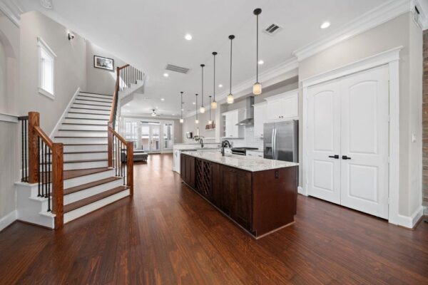 823 W 21st Street  Houston 77008 Harris - Image 17