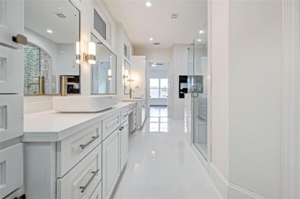 825 W 16th Street A Houston 77008 Harris - Image 9