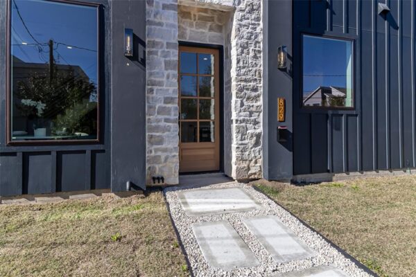829 Alexander Street  Houston 77007 Harris - Image 6