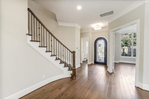8304 Sorrel Leaf Lane  Houston 77055 Harris - Image 9
