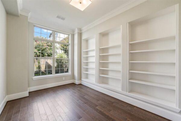 8304 Sorrel Leaf Lane  Houston 77055 Harris - Image 10