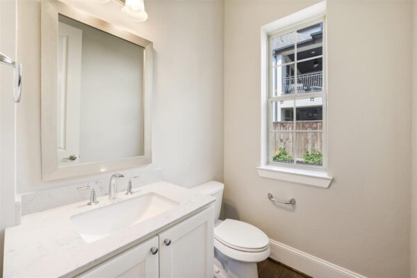 8304 Sorrel Leaf Lane  Houston 77055 Harris - Image 12