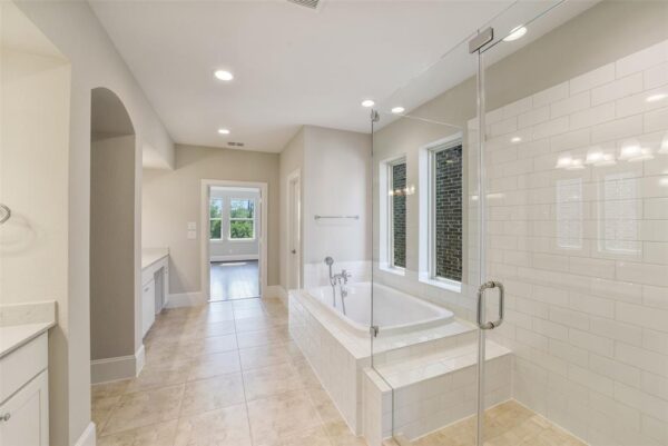 8304 Sorrel Leaf Lane  Houston 77055 Harris - Image 18