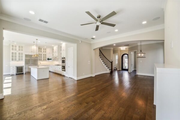 8304 Sorrel Leaf Lane  Houston 77055 Harris - Image 3