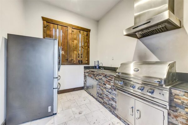 8305 Will Jordan Parkway  Bellaire 77401 Harris - Image 24