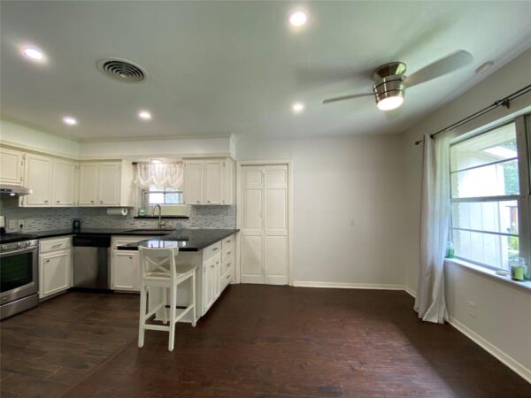 850 Pecanwood Lane  Houston 77024 Harris - Image 9