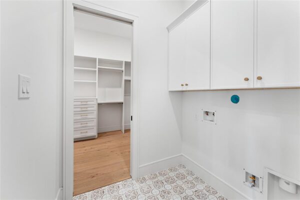 8553 Western Drive  Houston 77055 Harris - Image 33