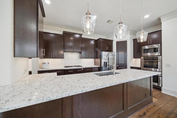 86 S Creekside Court  Houston 77055 Harris - Image 14