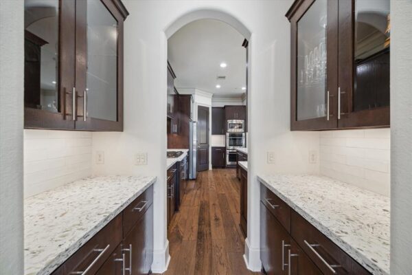86 S Creekside Court  Houston 77055 Harris - Image 17