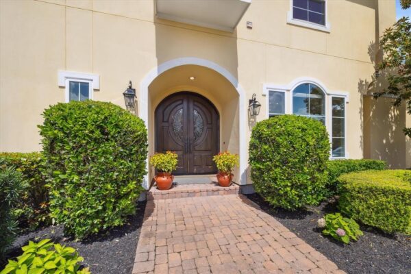 86 S Creekside Court  Houston 77055 Harris - Image 3