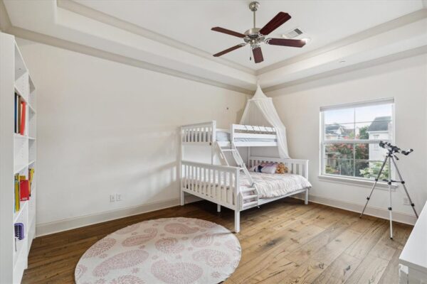 86 S Creekside Court  Houston 77055 Harris - Image 25