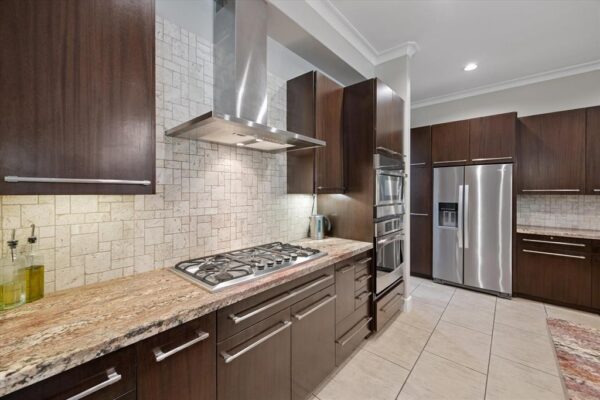 863 W 42nd Street  Houston 77018 Harris - Image 14