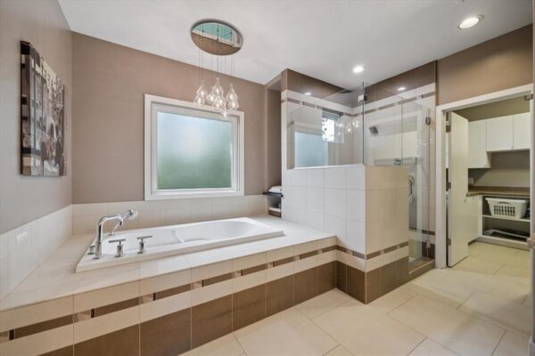 863 W 42nd Street  Houston 77018 Harris - Image 29