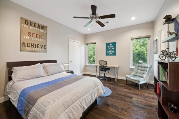 863 W 42nd Street  Houston 77018 Harris - Image 32