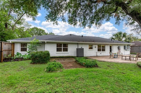 8932 Padfield Street  Houston 77055 Harris - Image 26