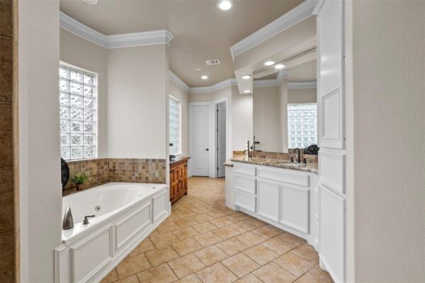 9030 Royal Crest Lane  Richmond 77469 Fort Bend - Image 23
