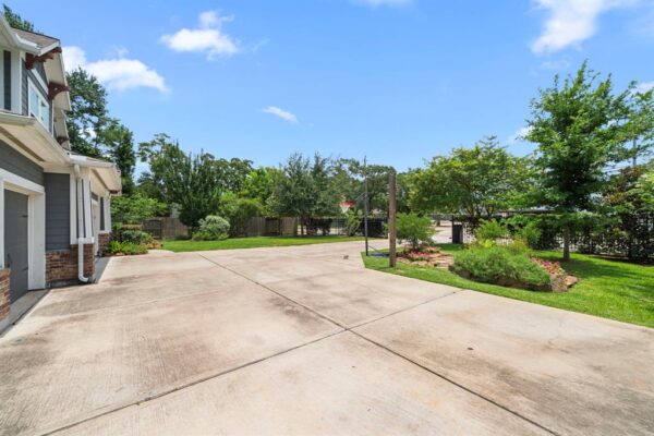 922 Wakefield Drive  Houston 77018 Harris - Image 4