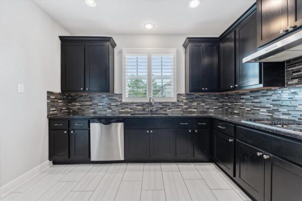 929 Oak Street  Houston 77018 Harris - Image 15