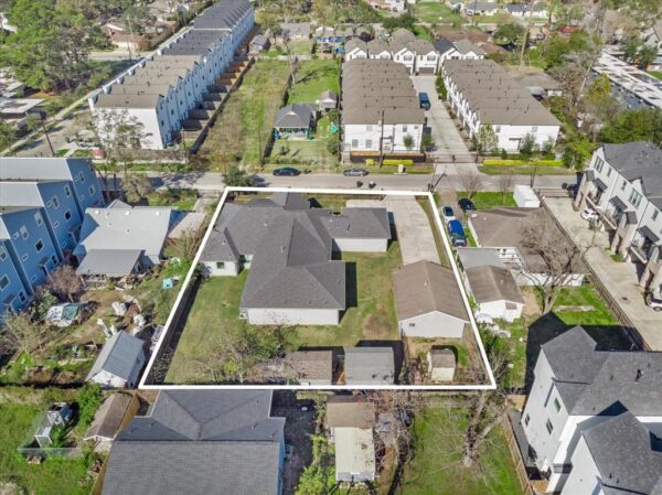 929 Oak Street  Houston 77018 Harris - Image 37