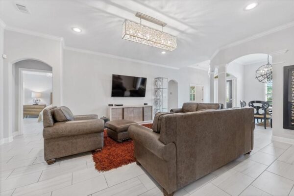 929 Oak Street  Houston 77018 Harris - Image 8