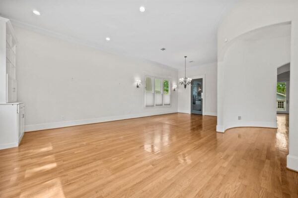 940 Columbia Street  Houston 77008 Harris - Image 10