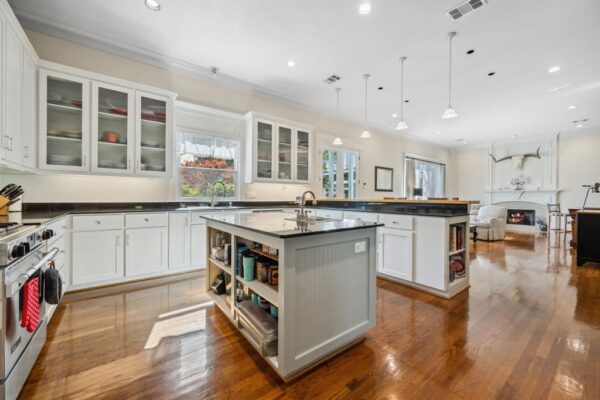 940 Columbia Street  Houston 77008 Harris - Image 13