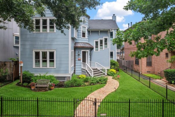 940 Columbia Street  Houston 77008 Harris - Image 2