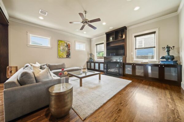 959 W 42nd Street  Houston 77018 Harris - Image 11