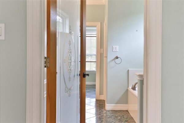 979 W 43rd Street  Houston 77018 Harris - Image 27