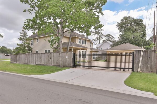 979 W 43rd Street  Houston 77018 Harris - Image 4