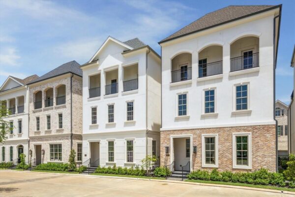 207 Sutton Row Place  Houston 77024 Harris