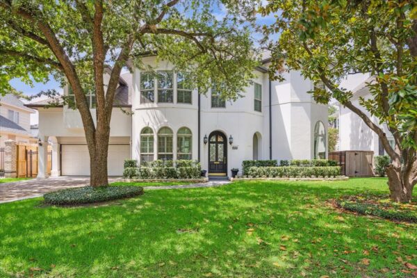4908 Braeburn Drive  Bellaire 77401 Harris - Image 2