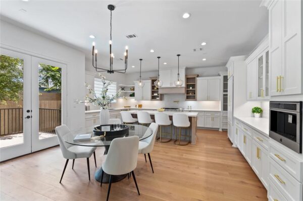 2317 Sheridan Street  Houston 77030 Harris - Image 2