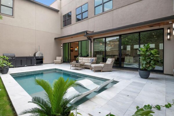 4007 Portsmouth Avenue  Houston 77027 Harris