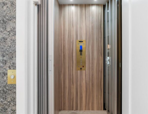 1011 Wynnwood Lane  Houston 77008 Harris - Image 11