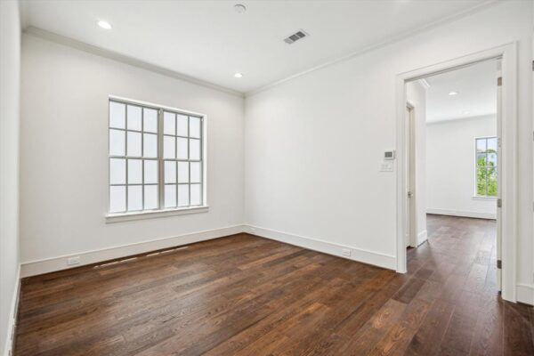 209 Sutton Row Place  Houston 77024 Harris - Image 11