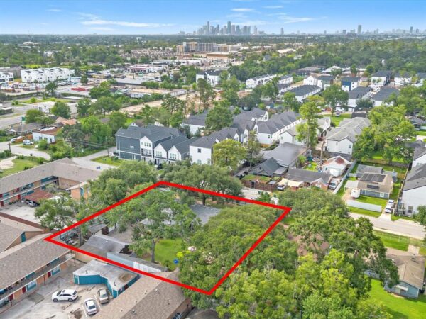 810 Martin Street  Houston 77018 Harris - Image 6