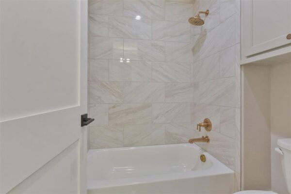 14008 Memorial Reserve Place  Houston 77079 Harris - Image 12