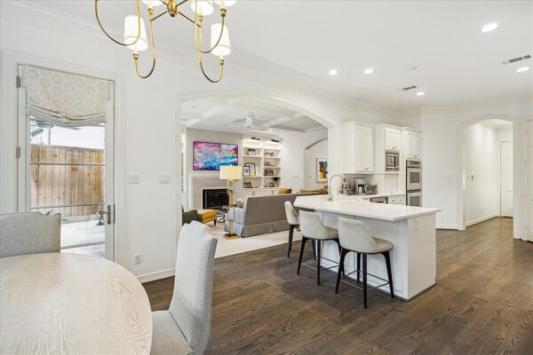 210 Park Laureate Drive  Houston 77024 Harris - Image 12