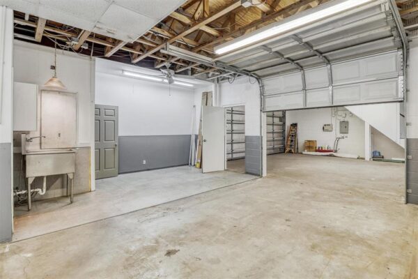 1607 E Bonner Street  Houston 77007 Harris - Image 13